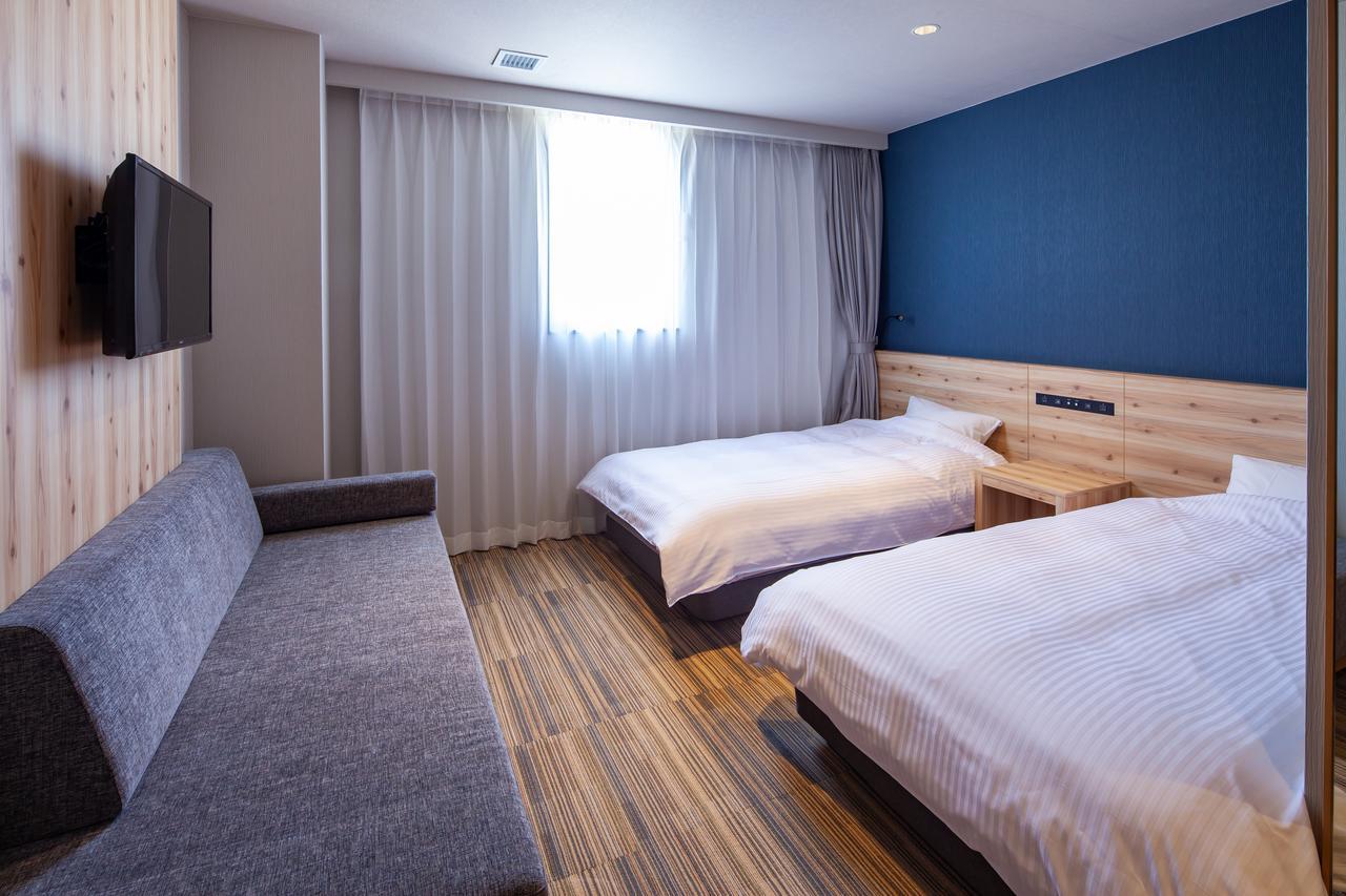 Y'S Cabin&Hotel Naha Kokusai Street Ngoại thất bức ảnh