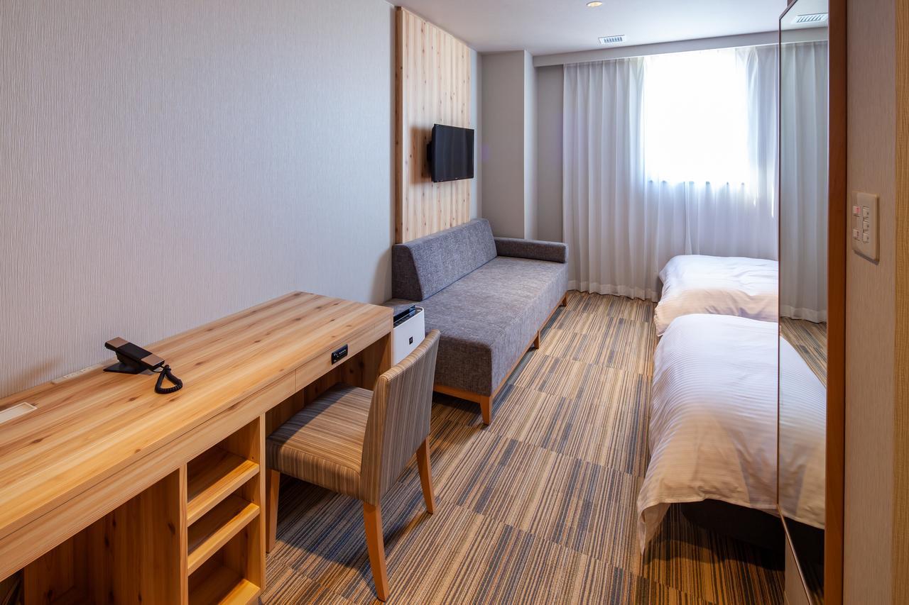 Y'S Cabin&Hotel Naha Kokusai Street Ngoại thất bức ảnh